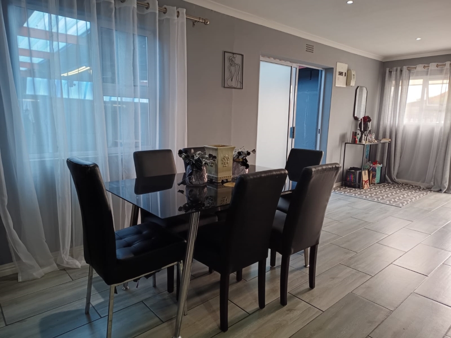 To Let 2 Bedroom Property for Rent in Heather Park Western Cape